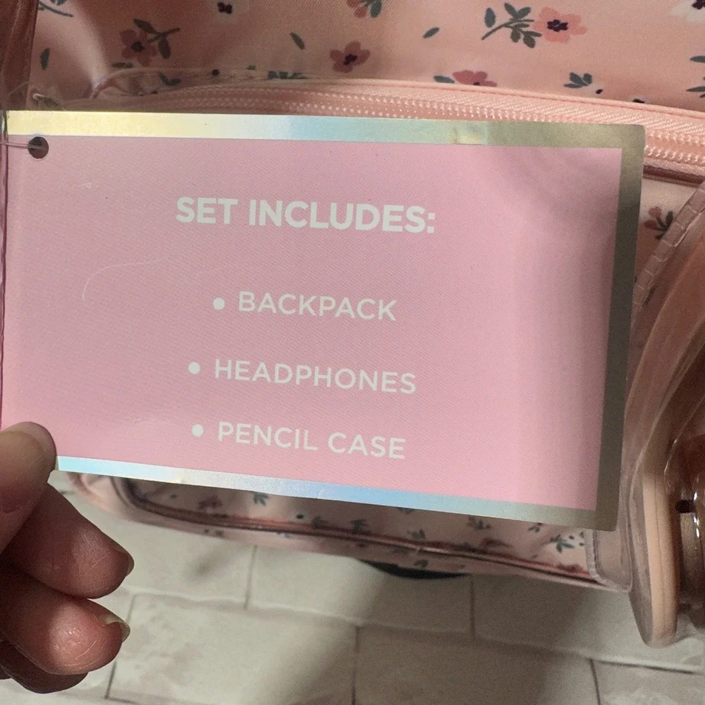 Locker Club Pink Floral Backpack Headphones and Pencil Case 3‎ Piece Set New